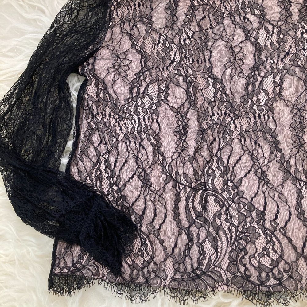 ALEXIS Lace Pattern V-Neck Blouse - Picture 13 of 14